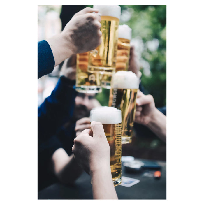 4 Set Plastic Drinking Beer Mugs 26 oz Party Bar Clear Glass Cups w/ Handle Gift