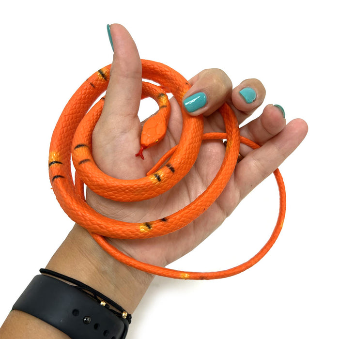 4 Plastic Snakes Toy Realistic Rubber Snake Fake Reptile Prank Keep Birds Away