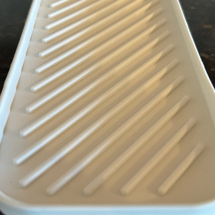 2 Silicon Sponge Holder Kitchen Sink Organize 9X3.5 Bath Soap Tray BpaFree White