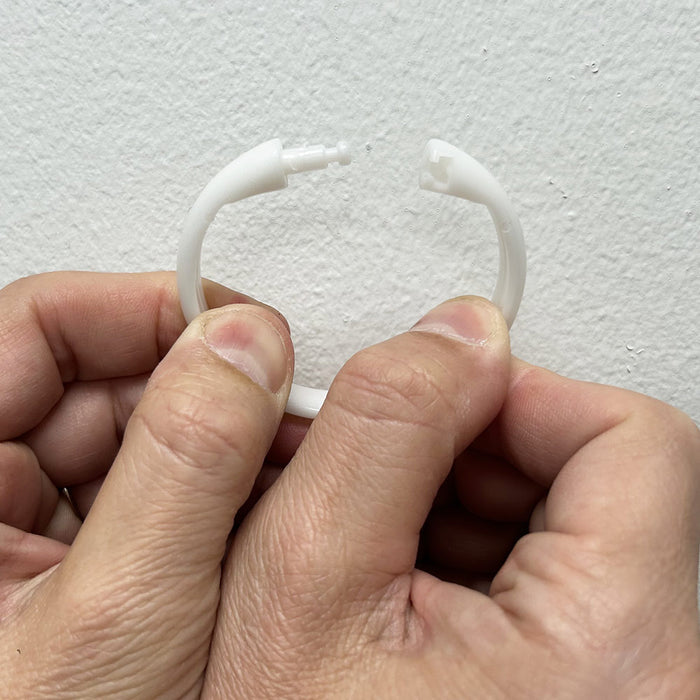 Set of 12 White Bathroom Shower Curtain Rings Hooks Round Snap Quality Plastic