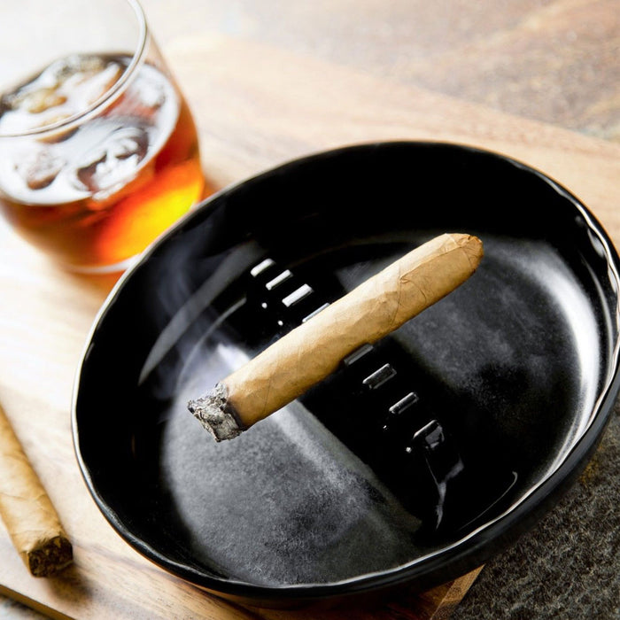 4 Ash Tray For Cigarettes & Cigar Round Plastic Melamine Tabletop Ashtrays Patio