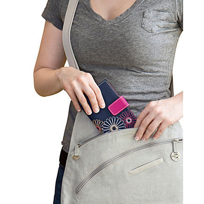 Women's RFID Blocking Wallet Safe ID Holder Daisy Trifold Travel Case Travelon !