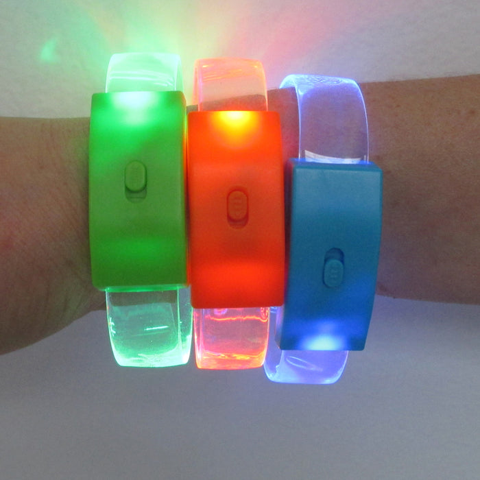 Set of 3 LED Light Up Bracelets Flashing Glow Bangle Party Favors Neon Wristband