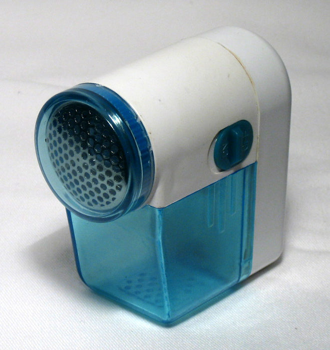 6 Electric Portable Fabric Fuzz Remover Sweater Clothes Shaver Pill Lint Trimmer